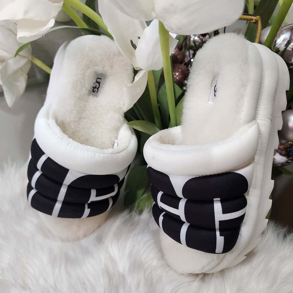 Ugg Women's Maxi Graphic Slide new